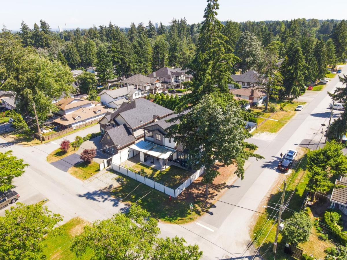 T&T Lodge Surrey Exterior photo